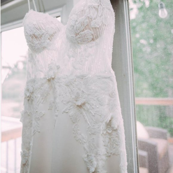 Martina Liana Capri 1390 Ivory Wedding Dress - Picture 3 of 11